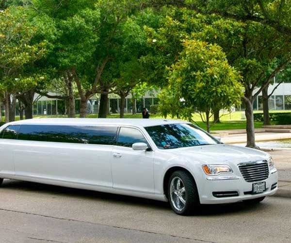 Eco-Friendly Limos in Seattle